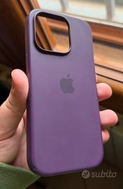 Cover iphone 16 pro viola