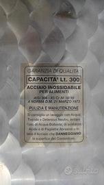 Kit per vino (botti acciaio, torchio, pigiatrice)