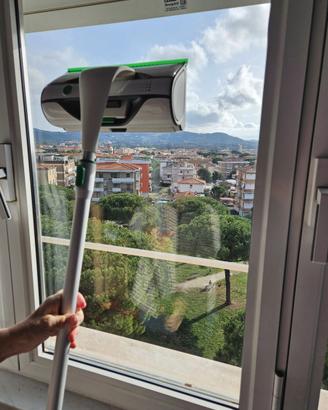 Lavavetri Folletto con prolunga telescopica