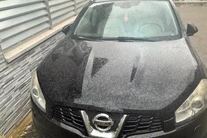 Nissan Qhashai n teck