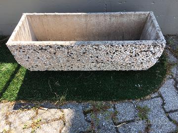 Fioriere in cemento ghiaia lavata