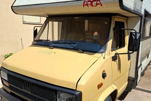 CAMPER ARCA 402 IMPIANTO LITIO