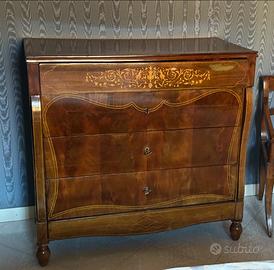 Comò italiano metà ‘800 in stile Luigi XV