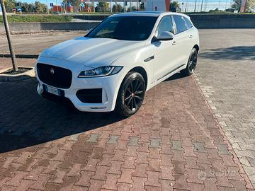 Jaguar f pace