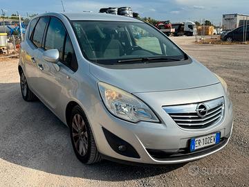 Opel Meriva 1.3 CDTI 95CV ecoFLEX Cosmo