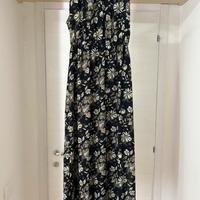 Vestito lungo floreale nero