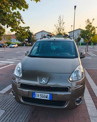 Peugeot Partner 1.6 Benzina/ Metano 2014  5posti  