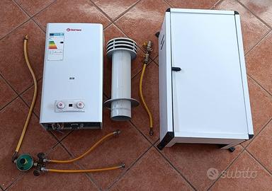 Scaldabagno a gas Thermex con scarico e accessori