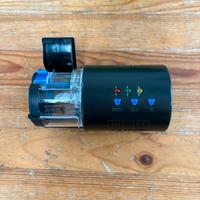 Distributore automatico per acquario