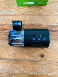 Distributore automatico per acquario