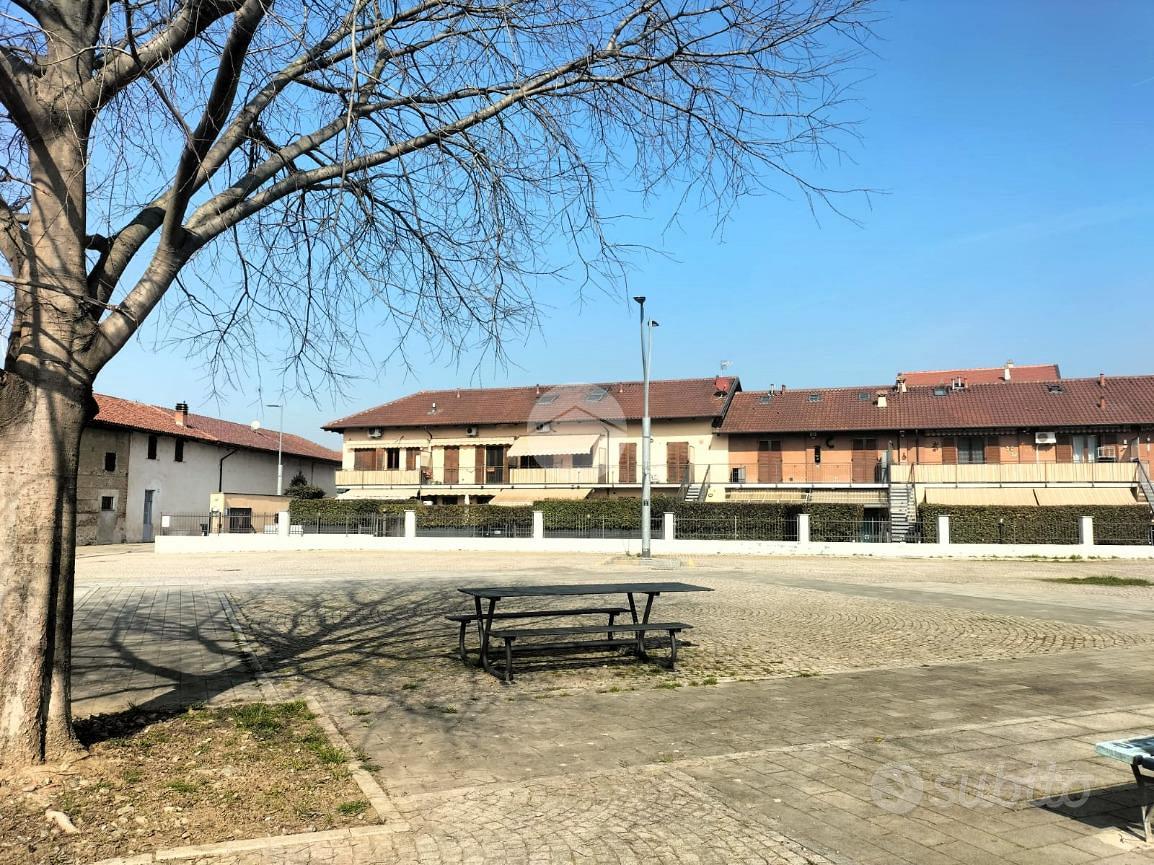 4 LOCALI A BORGARO TORINESE - Vista 3