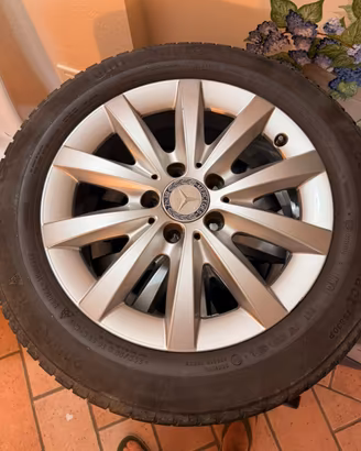 4 ruote originali Mercedes Classe B 16” + TMPS
