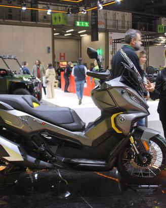 VOGE SR450X IN ARRIVO NEW 2026 CHIAMA 3495023588