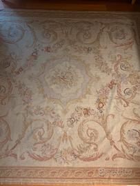 Tappeto aubusson quadrato