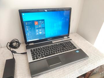 PC portatile Samsung 17" i7 8GB  SSD Win 10 Pro