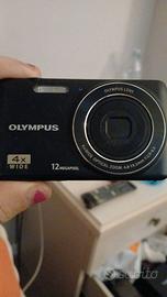 Olympus VR-320 12MP Digitale + Caricabbatterie
