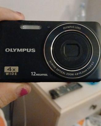 Olympus VR-320 12MP Digitale + Caricabbatterie