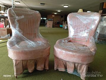 Slipper chairs