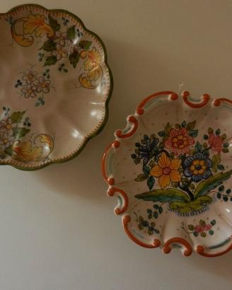 Set 2 Piattini decorativi ceramica Deruta dipinti