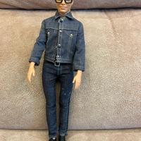 Ken Mattel Fashion con occhiali