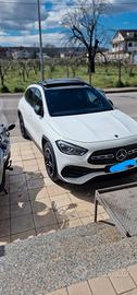 Gla mercedes modello amg sport