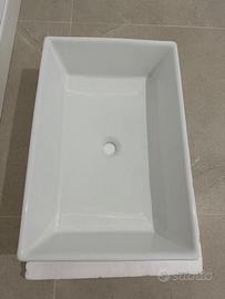 LAVABO IN CERAMICA