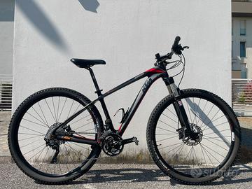 mtb in carbonio KTM MYROON 29