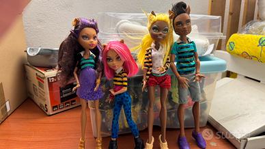 Set Family wolf monster high