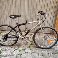 bicicletta Mountain-bike 26