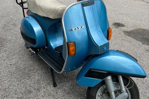 Vespa P200E