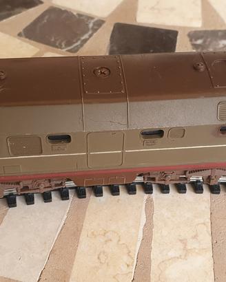 Lima trenini H0 locomotiva FS D342.