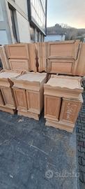 stok di inginocchiatoi in legno 