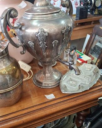 Samovar per bevande Vintage argentato co rubinetto