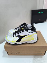 Scarpe calcetto bambino