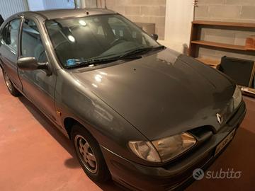 RENAULT MEGANE 1.6 RT