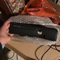 Xbox 360 slim x pezzi di ricambio + kinnect +gioco