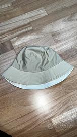 Cappello bucket beige modello pescatore