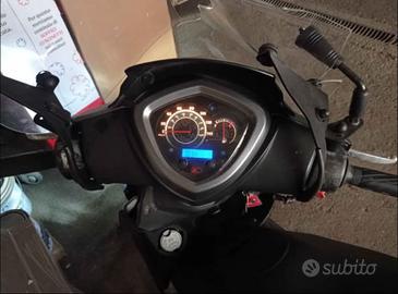 Kymco agility 125 r16 2022 (incidentato)