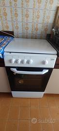 Cucina con Forno a gas