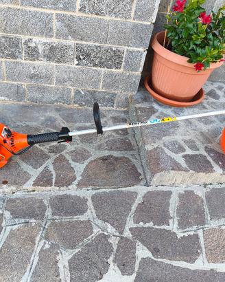 decespugliatore oleomac 720