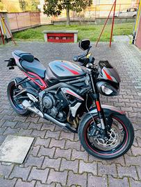 Triumph Street Triple R