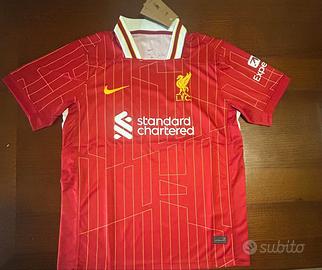 t-shirt sportiva da gara Liverpool 