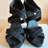 Sandalo tacco nero Pimpkie