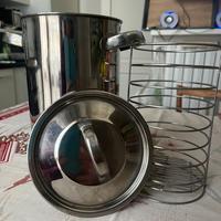 Pentola per cuocere gli asparagi