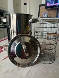 Pentola per cuocere gli asparagi