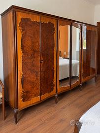 Armadio classico in legno con specchi – 6 ante