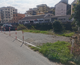 Parcheggio auto scoperto Varazze