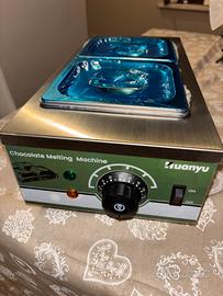 Macchina per temperare e fondere il cioccolato