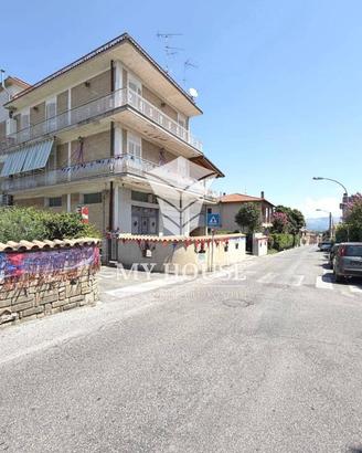 Appartamento di 110 m² con 3 locali e box auto dop