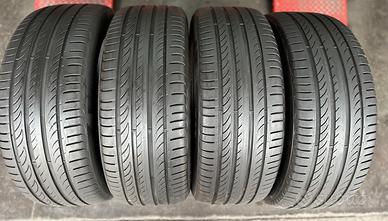 4-Pneumatici 235/50/18 Pirelli